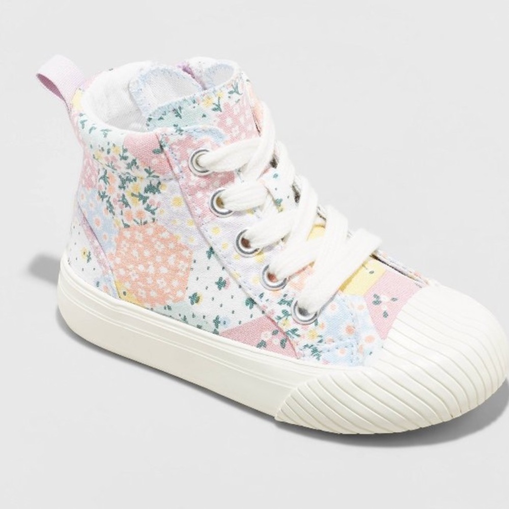 Cat and Jack patchwork toddler sneakers size 7